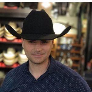 Meet your Posher, Jordan